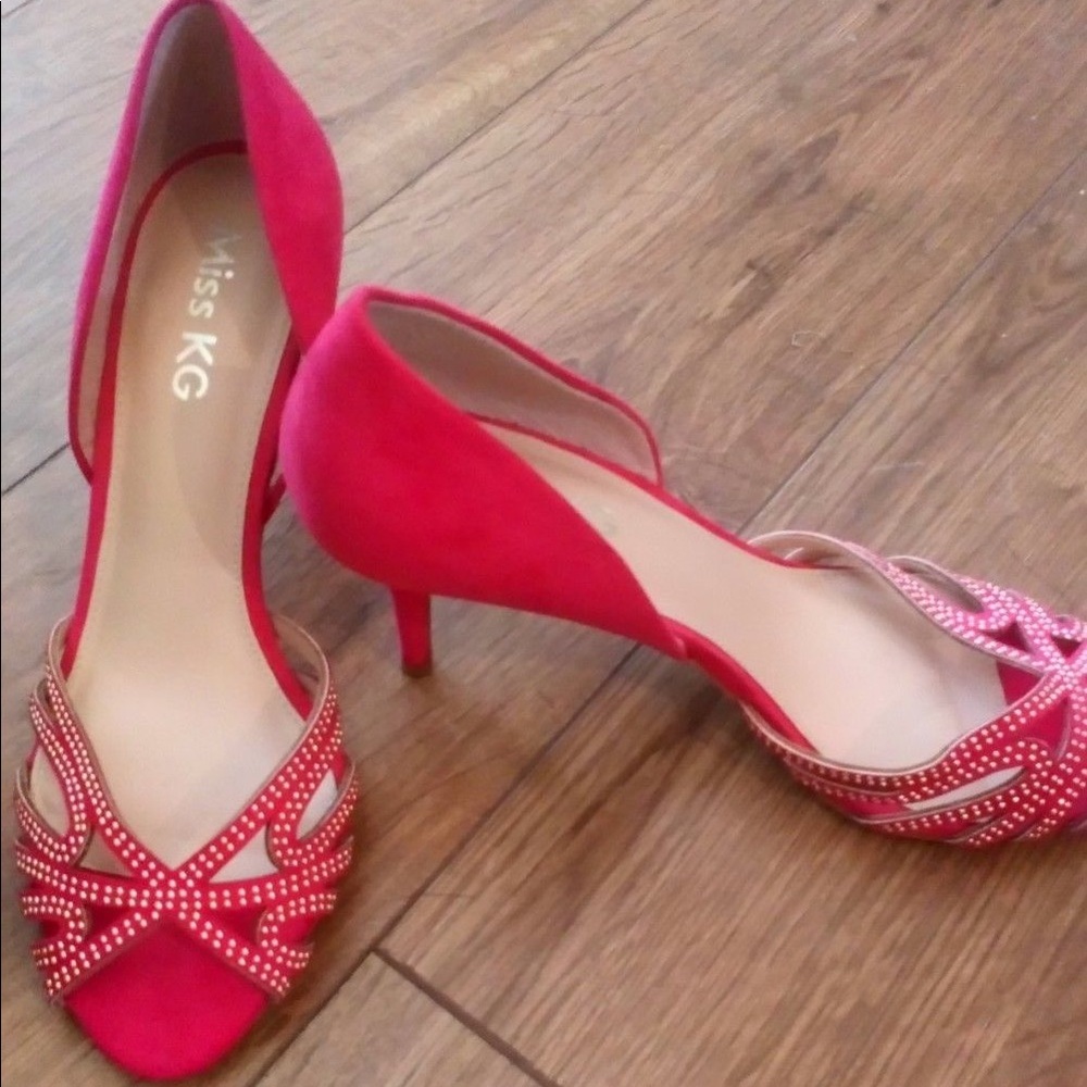 Pink open toe shoes